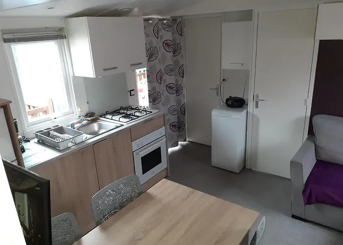 Mobilhome 6 Places Les Charmettes 81 Campingplatz