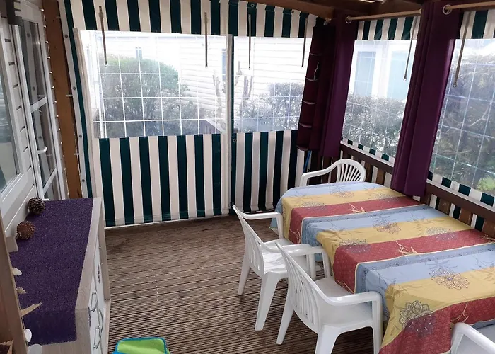 Mobilhome 6 Places Les Charmettes 81 Campingplatz